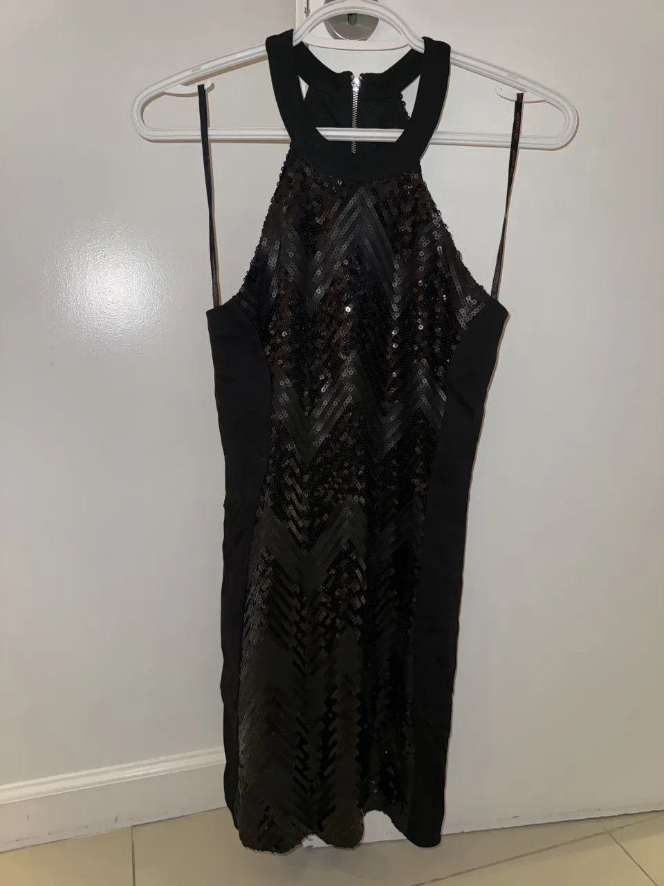 Vestido GUESS · Talle S