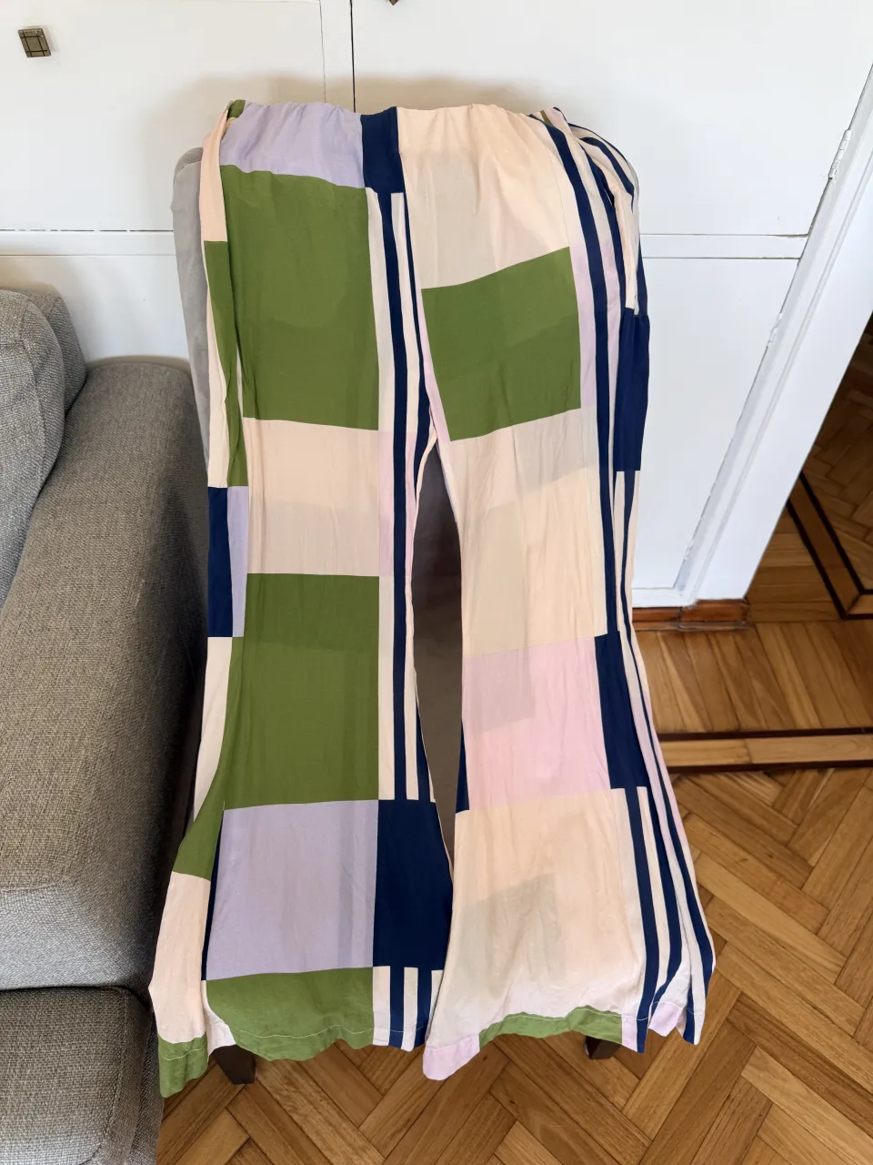 Pantalón CHER. · Talle 2
