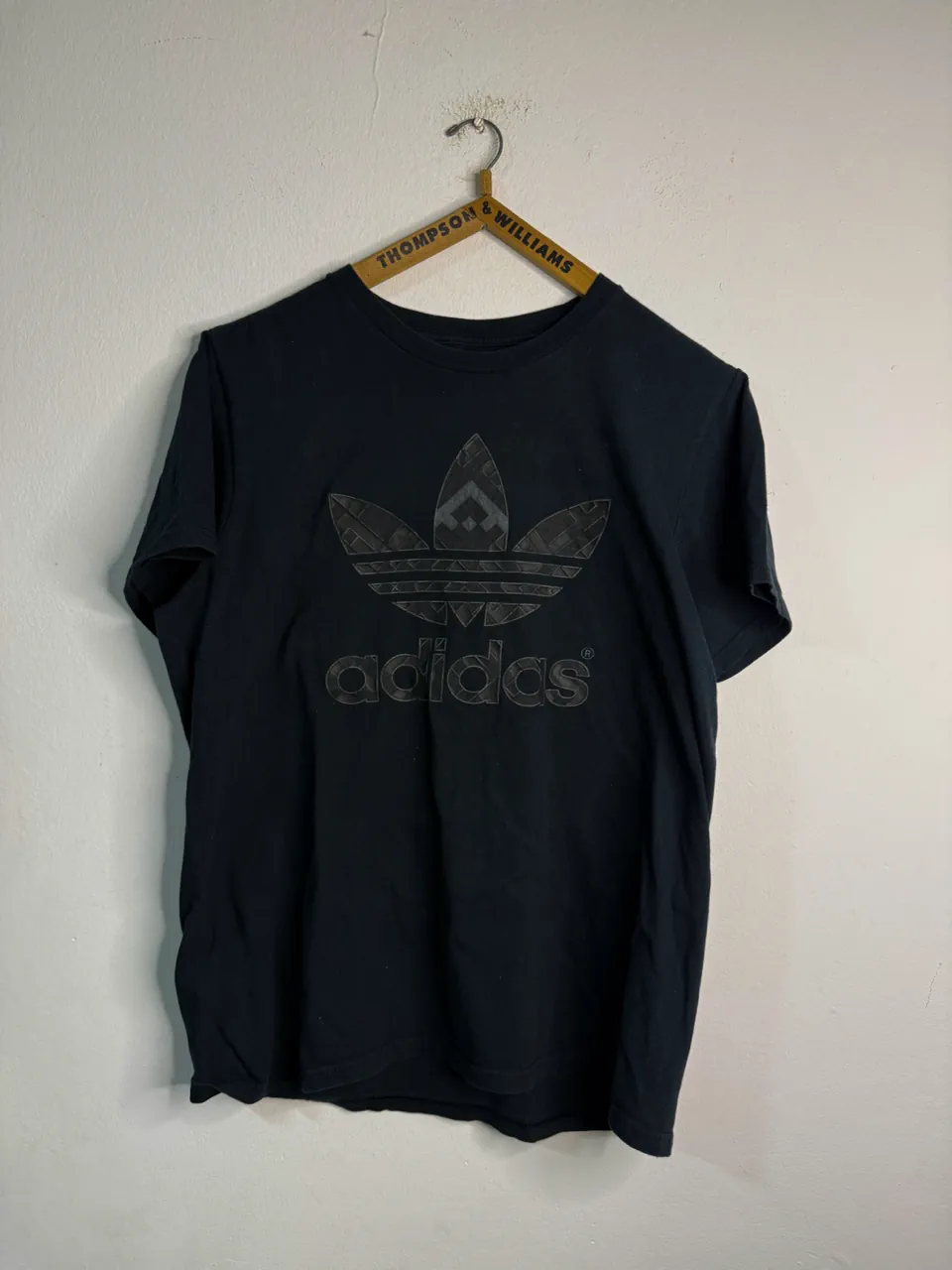 Remera adidas - imagen 1