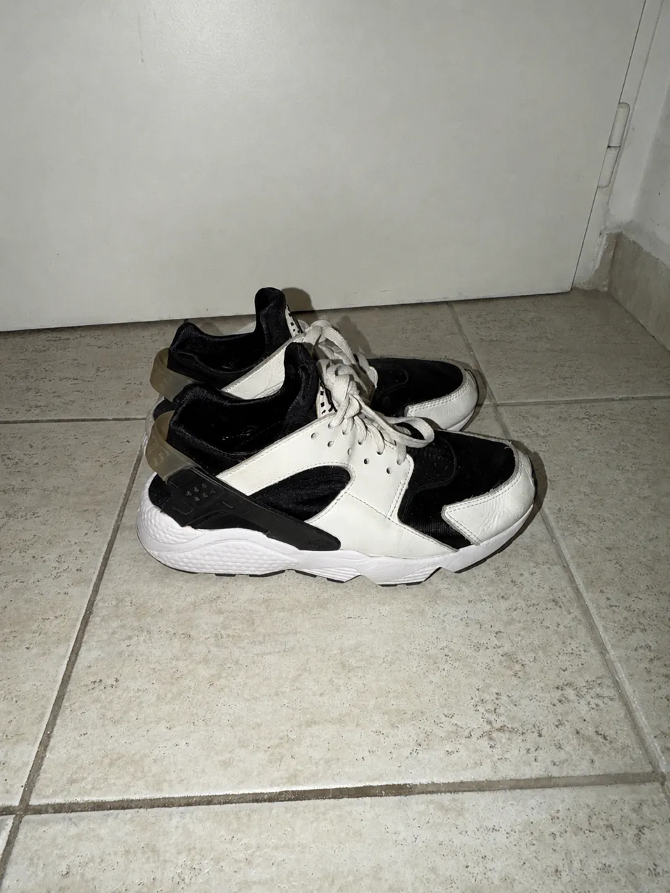 Nike · Talle AR 36