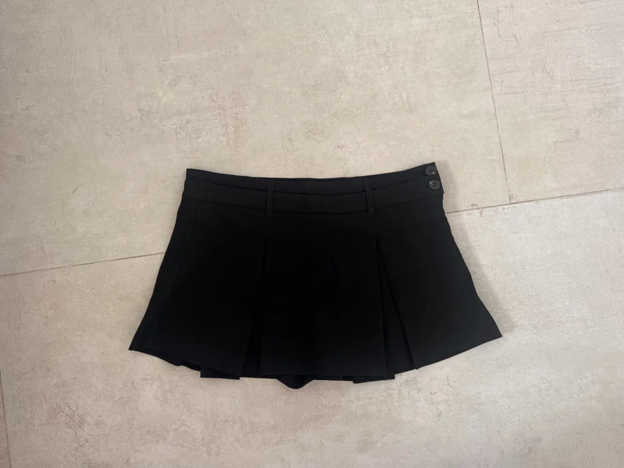 Pollera Bershka - imagen 1