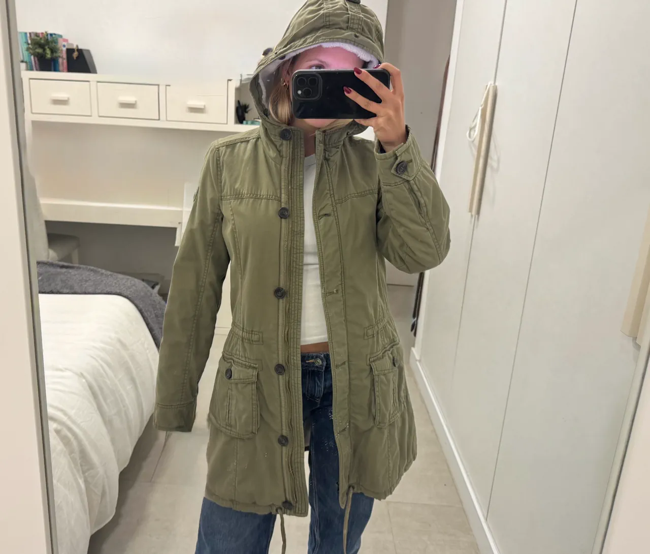 Abercrombie & Fitch · Talle L