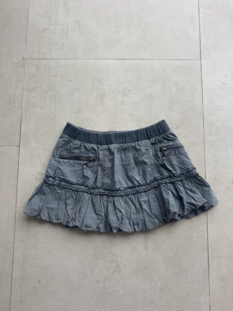 Minifalda Urban Outfitters - imagen 1