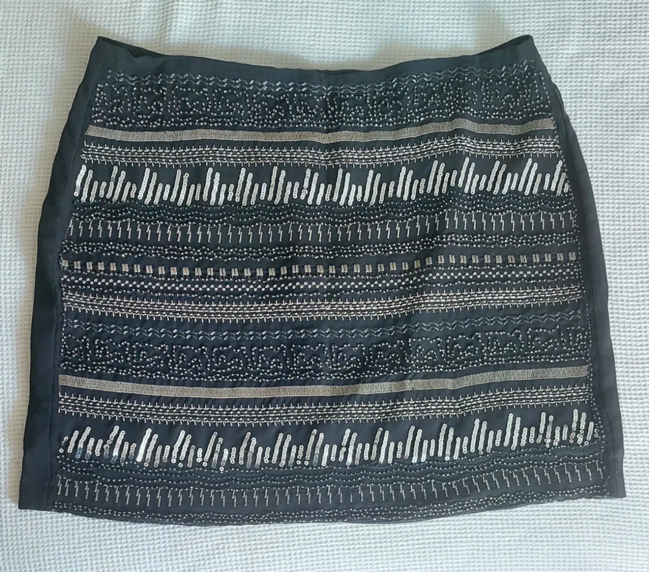 H&M · Talle EU 44