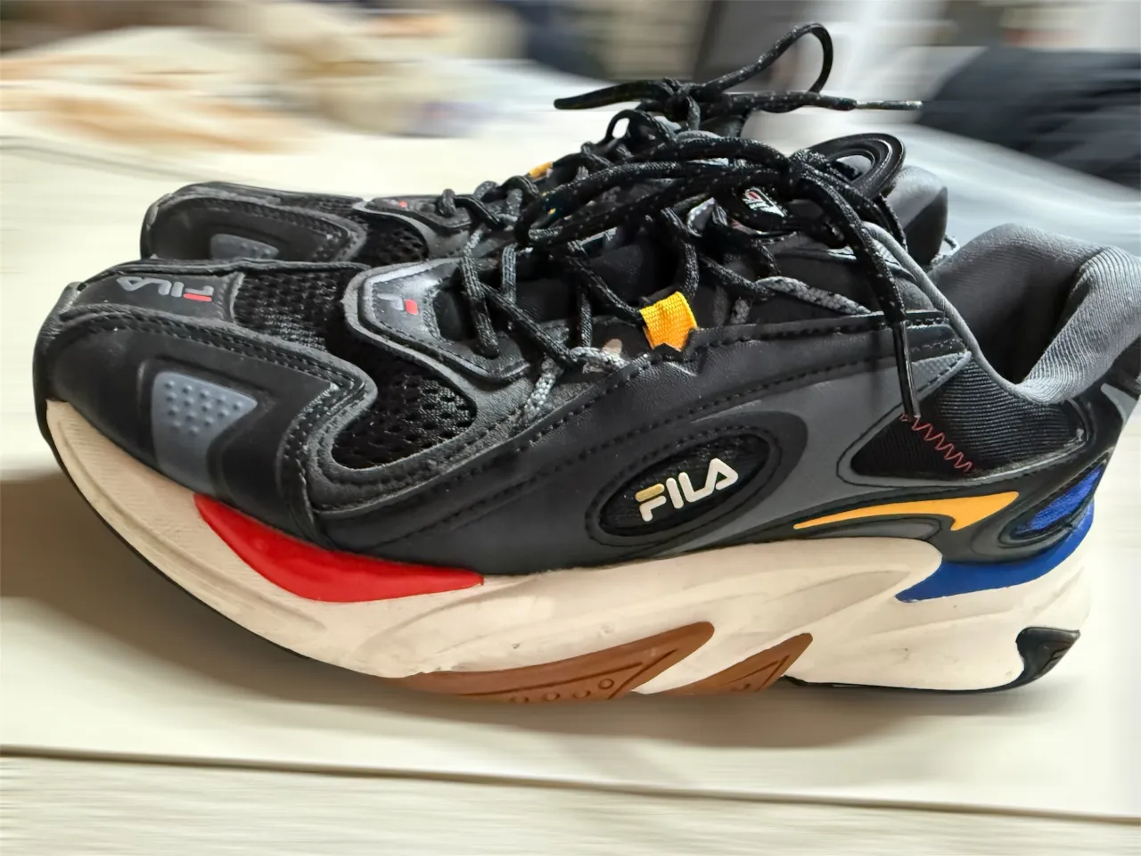 Fila · Talle AR 41