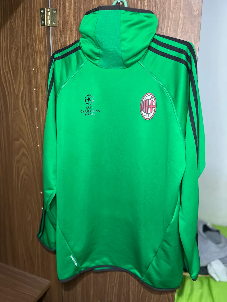 Buzo adidas - imagen 1
