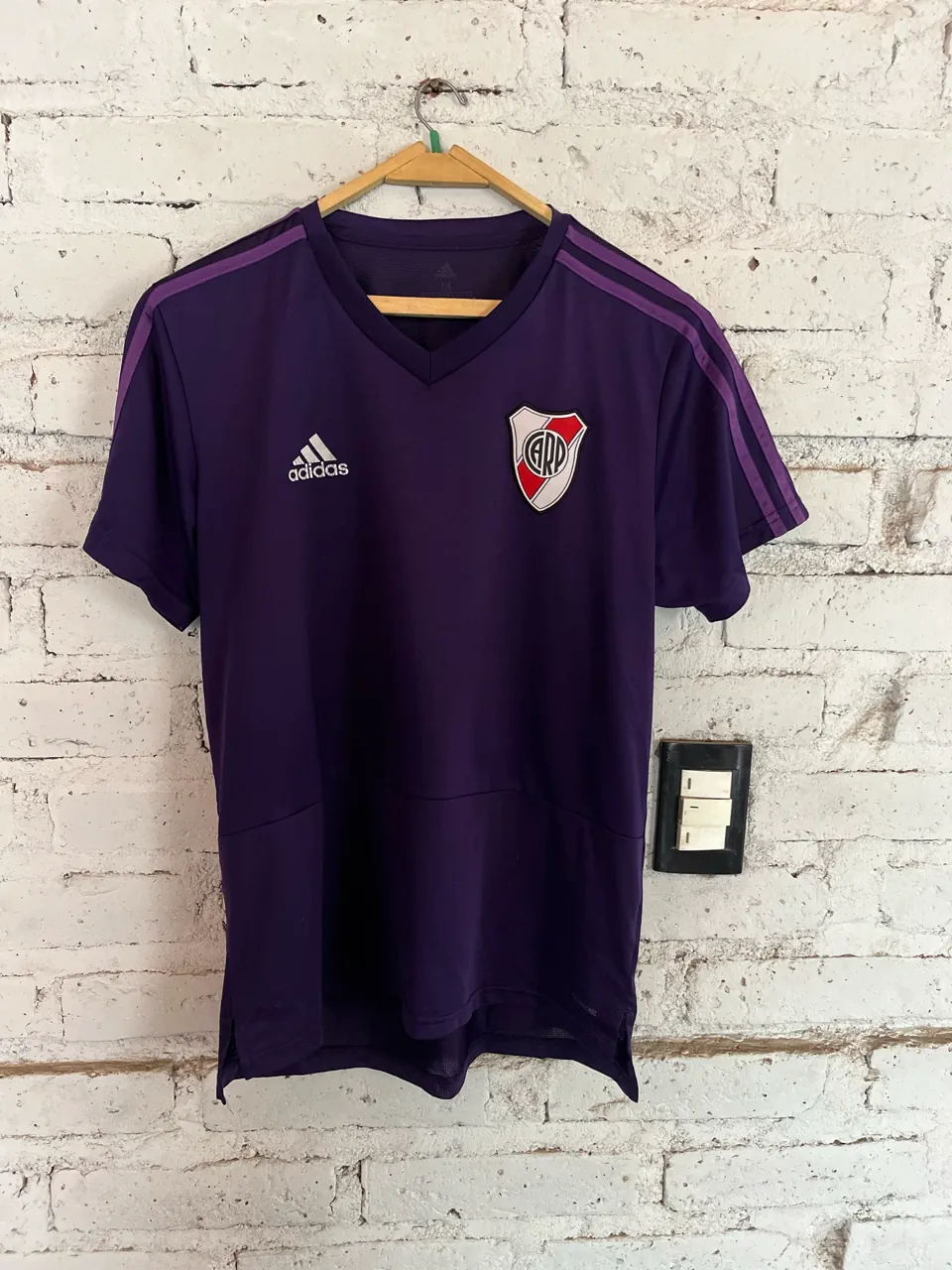 adidas · Talle M