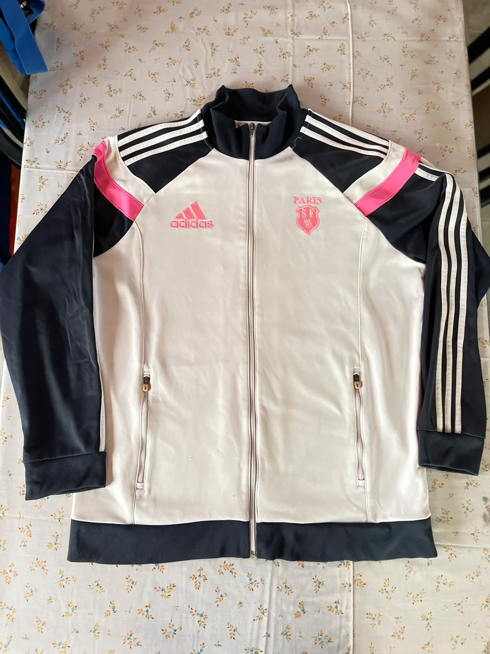 adidas · Talle L