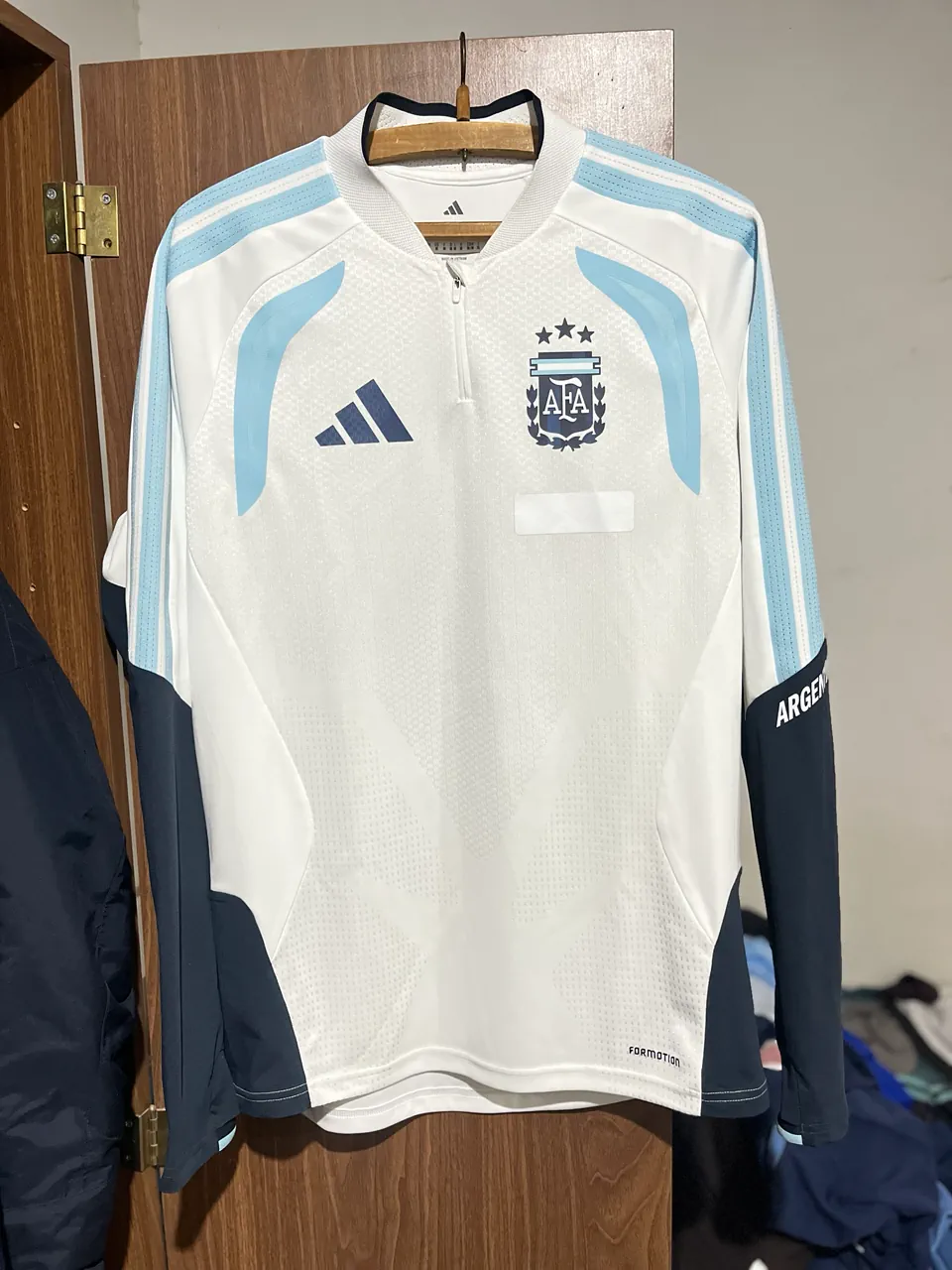 Remera adidas - imagen 1