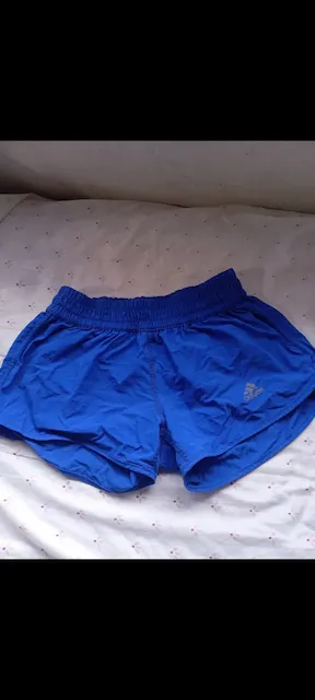 adidas · Talle S