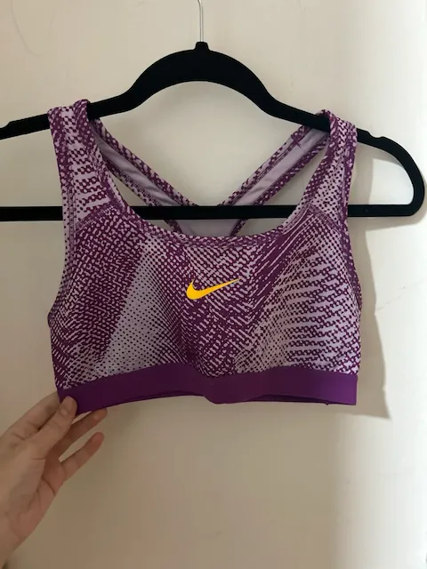 Nike · Talle M