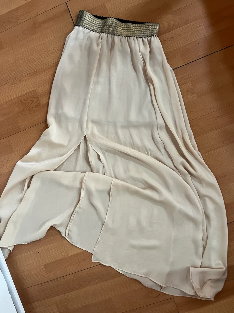 Pollera Otra - imagen 1