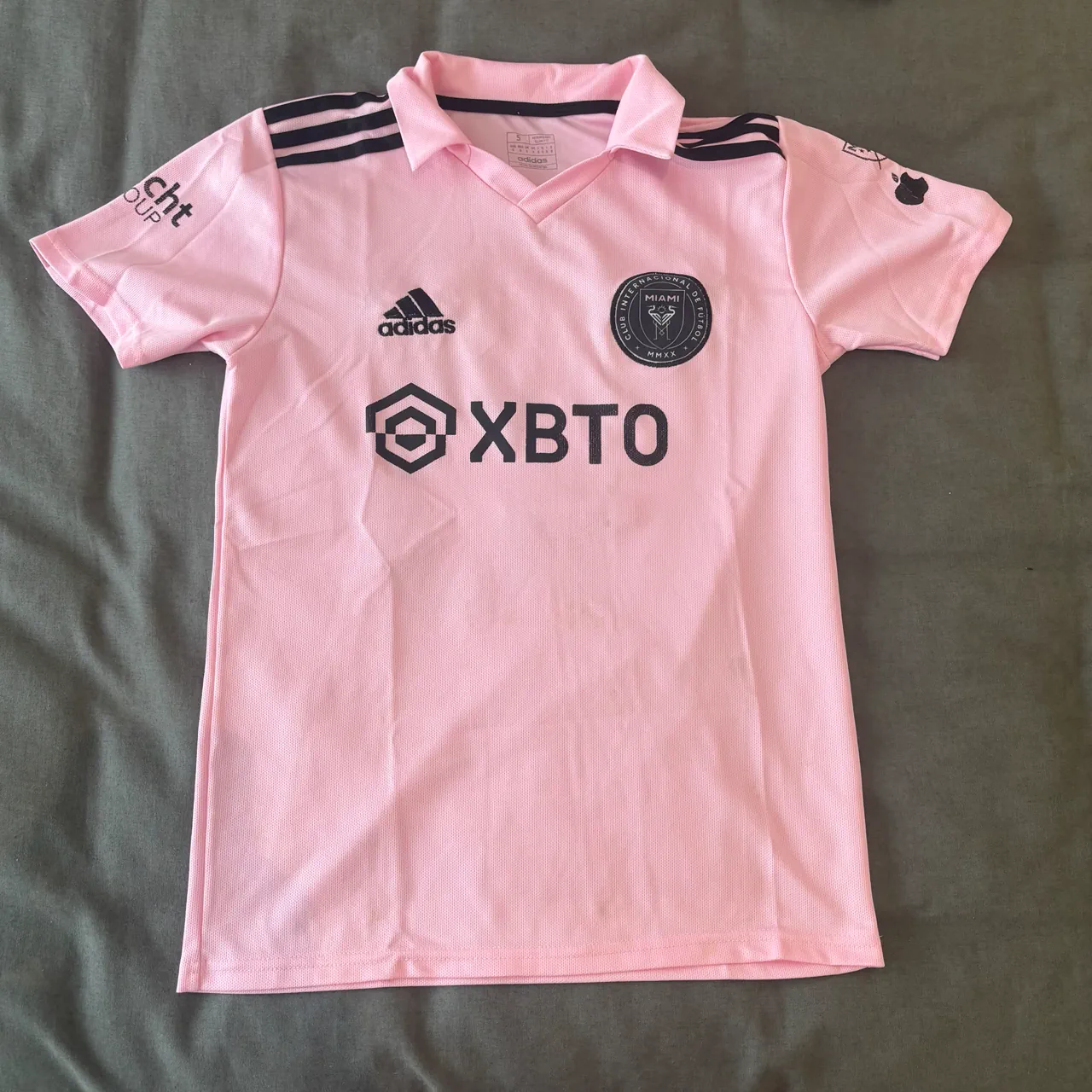 Ropa deportiva adidas · Talle 14 años / 164 cm