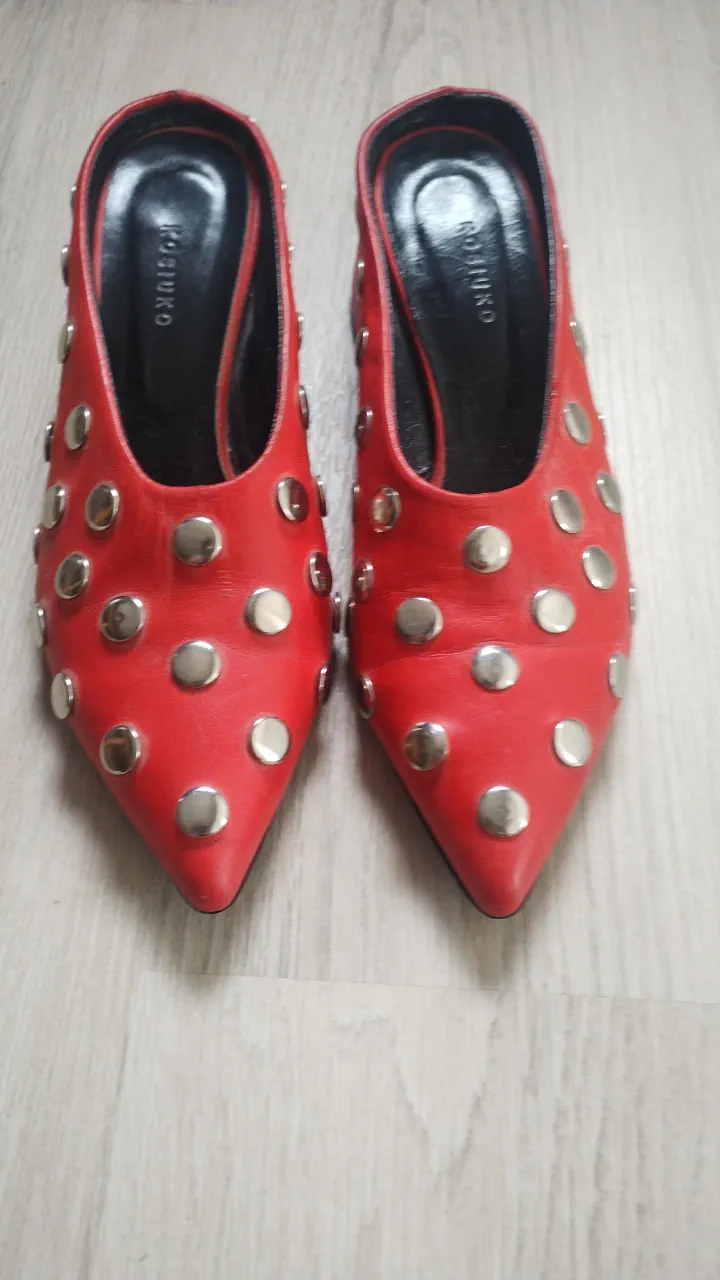 Zuecos Kosiuko · Talle AR 36