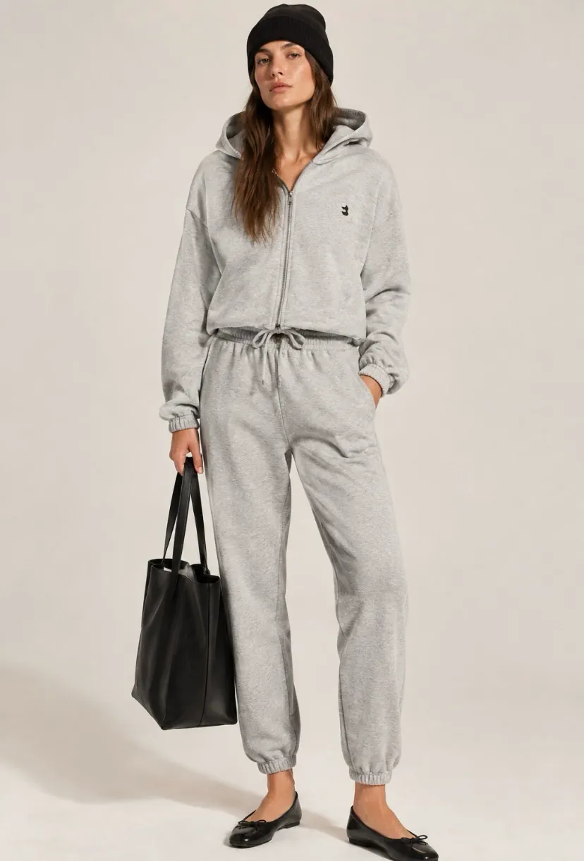Buzo Bershka - imagen 1