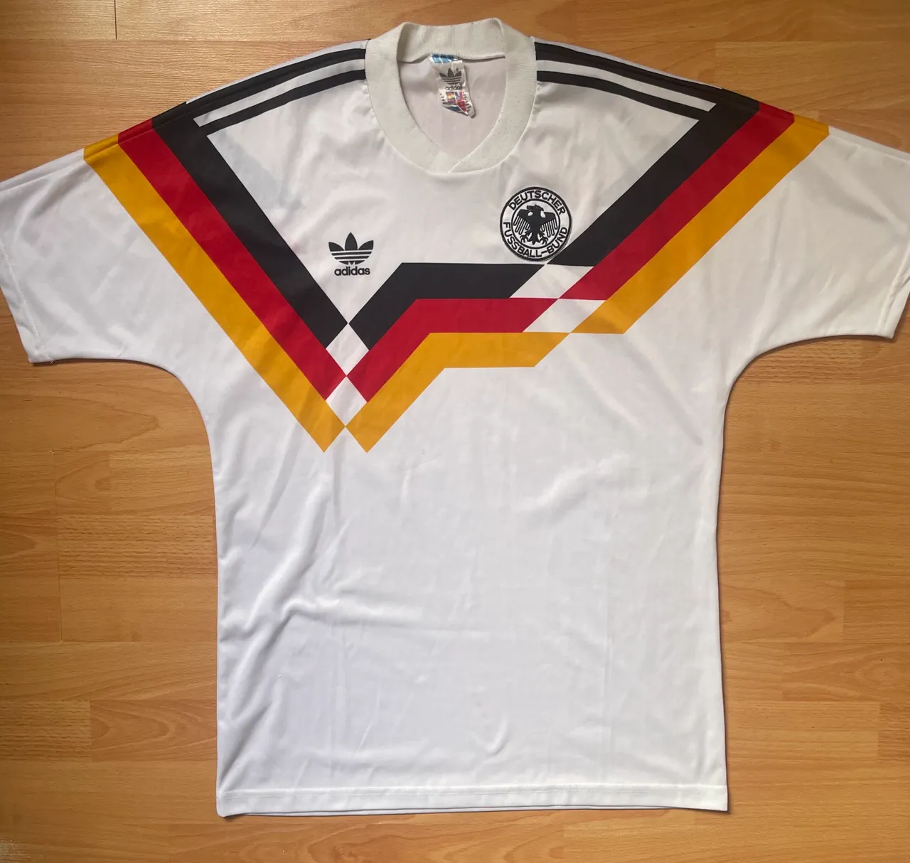 adidas · Talle S
