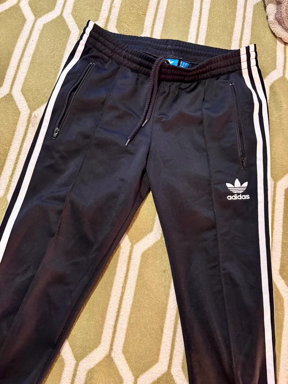Pantalón adidas - imagen 1