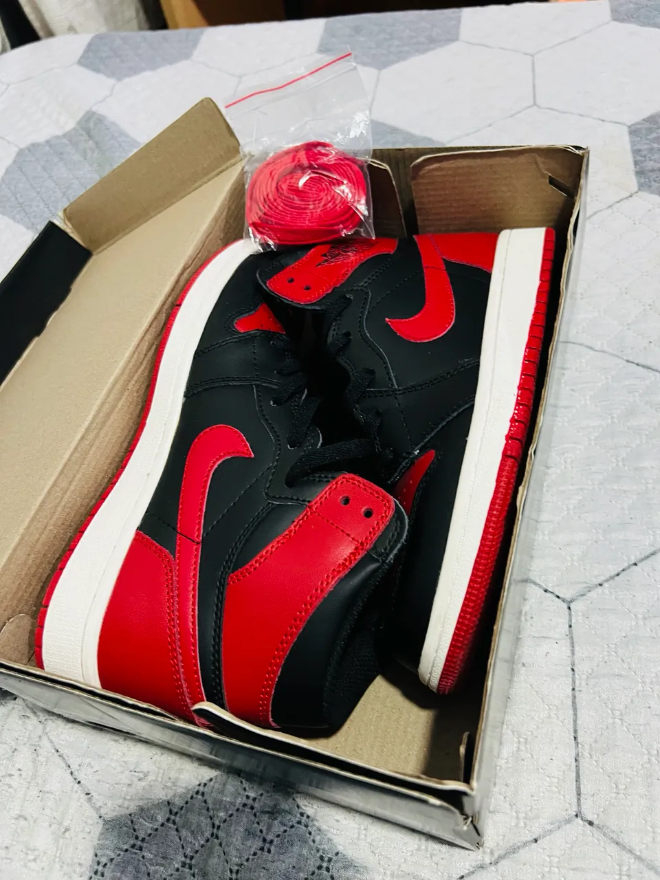 Jordan · Talle AR 39