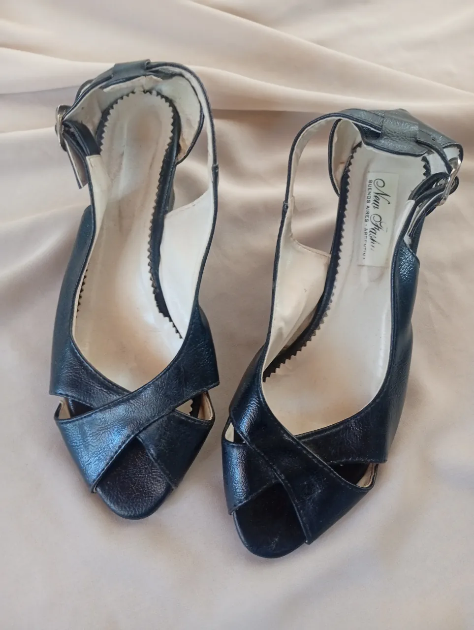 New fashion · Talle AR 38