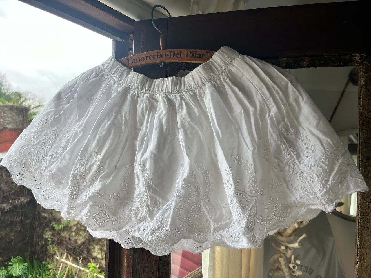 Pollera corta GapKids · Talle 5 años / 110 cm