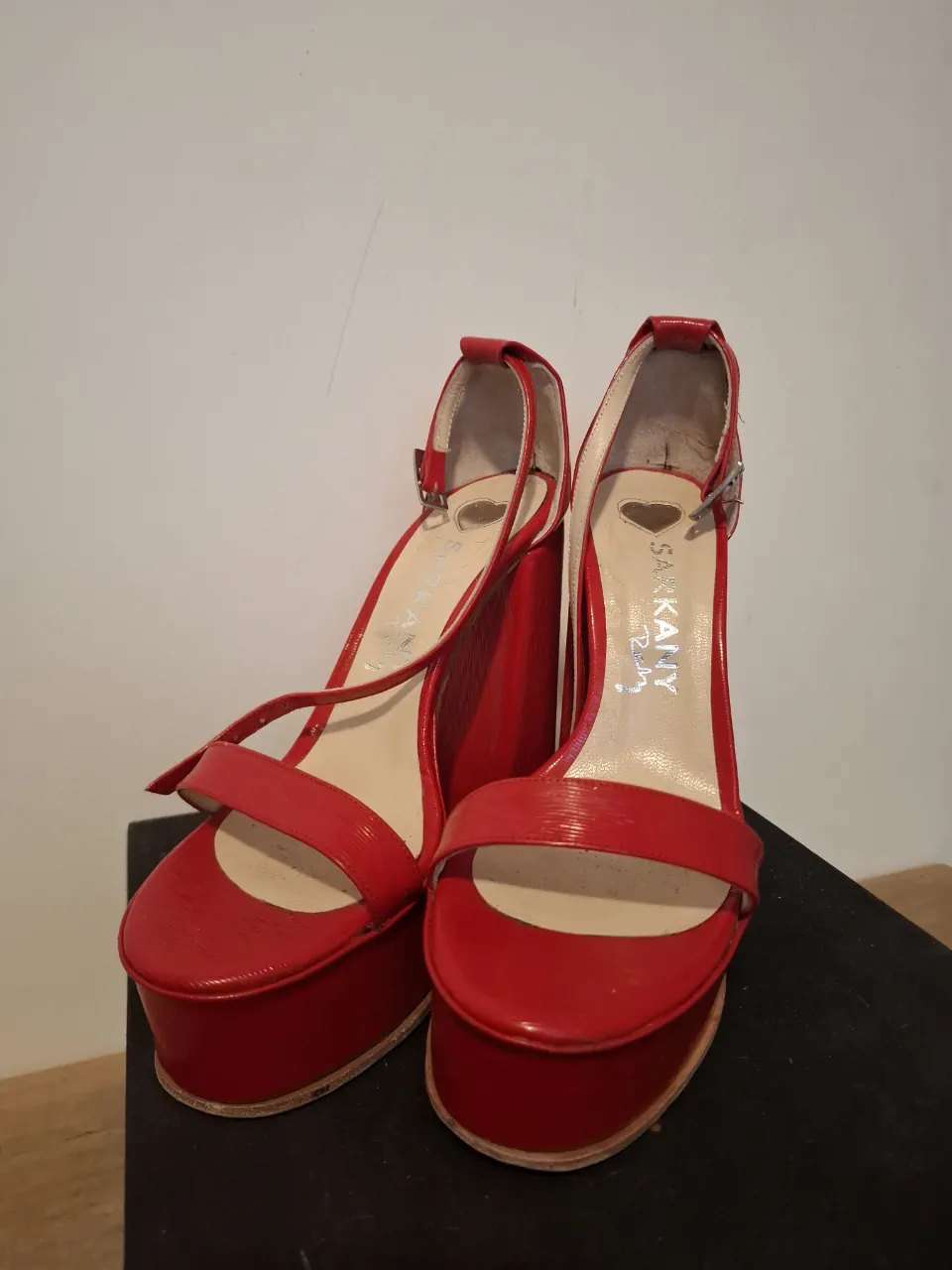 Sarkany · Talle AR 35