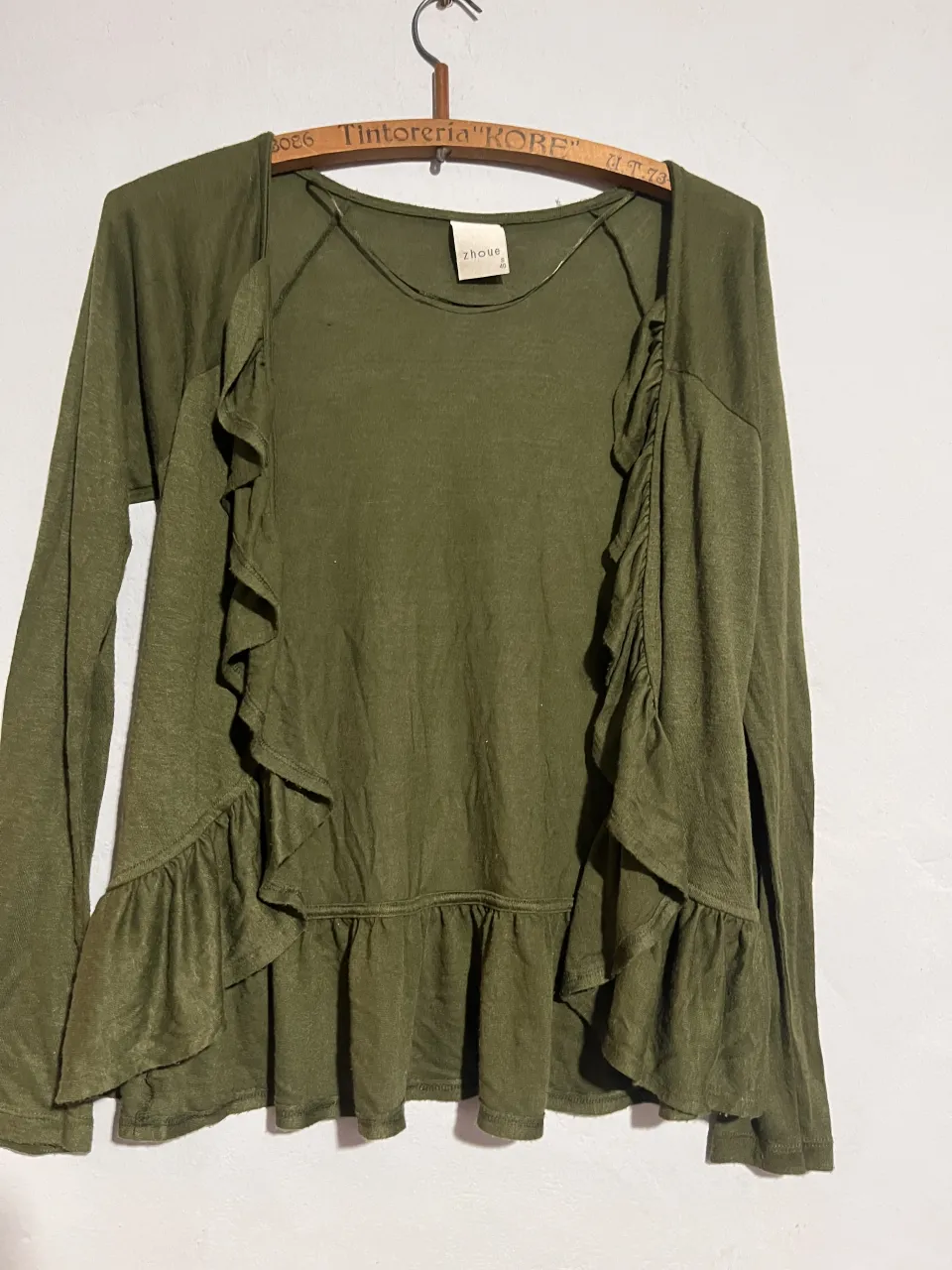 Cardigan Zhoue · Talle M