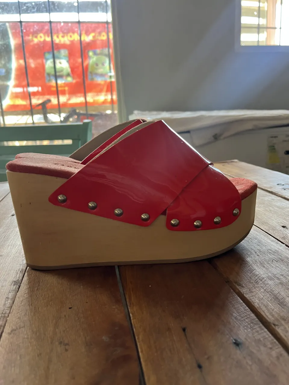 Zuecos Sarkany · Talle AR 37