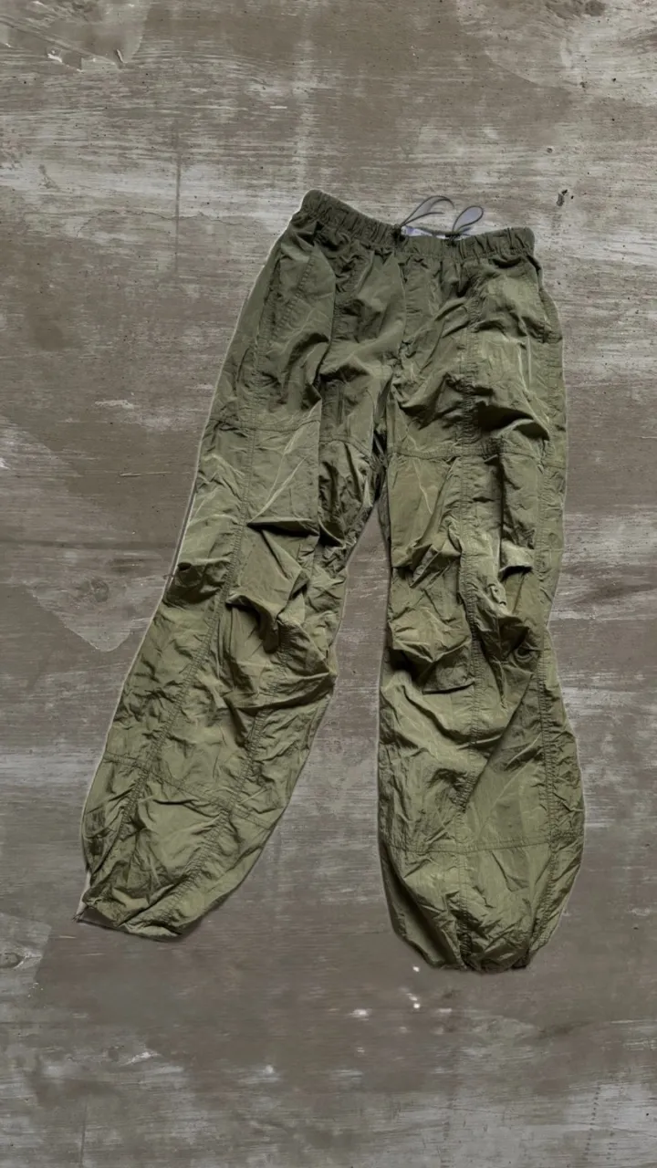 Pantalón Bershka · Talle S