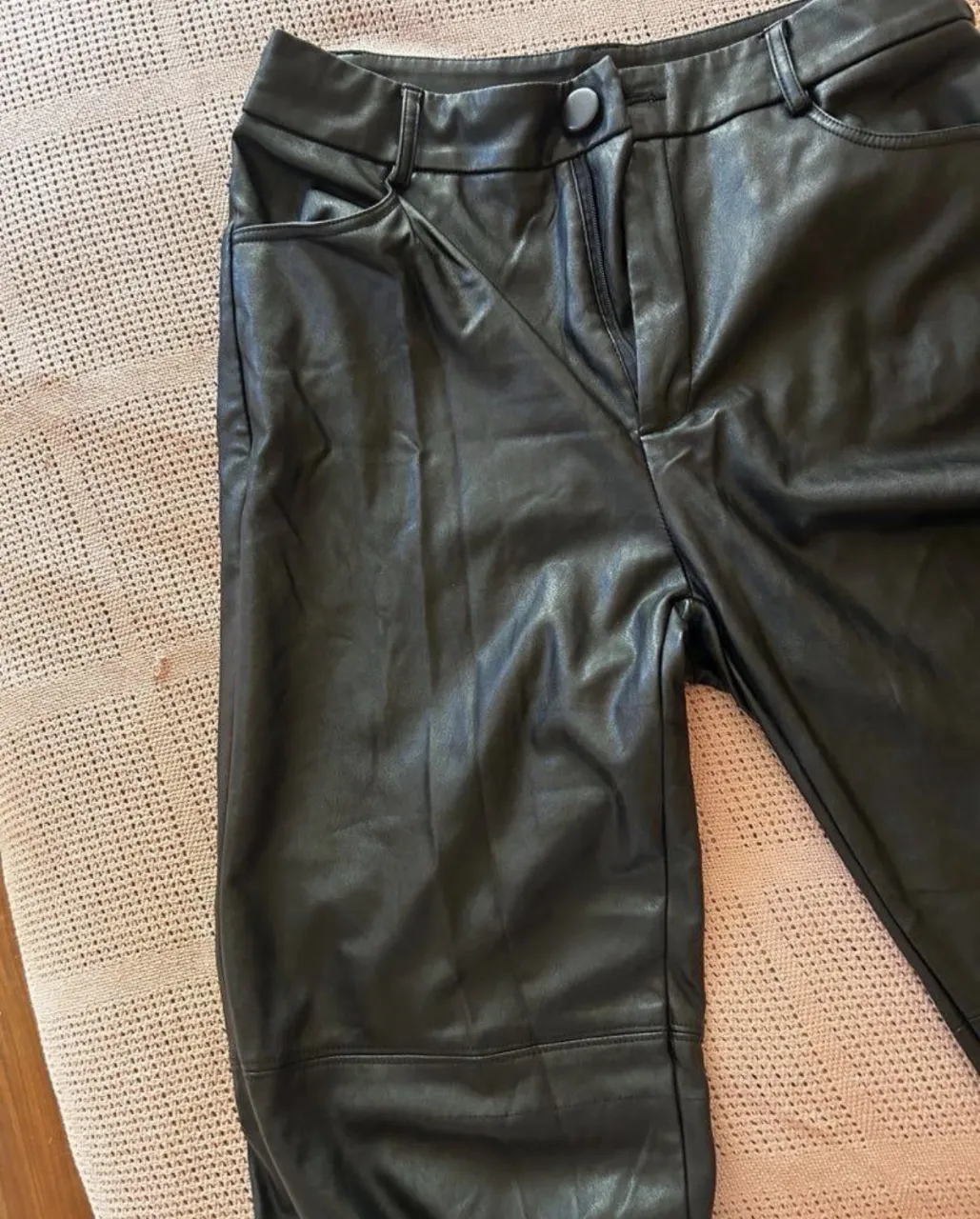 Pantalón Shein · Talle M