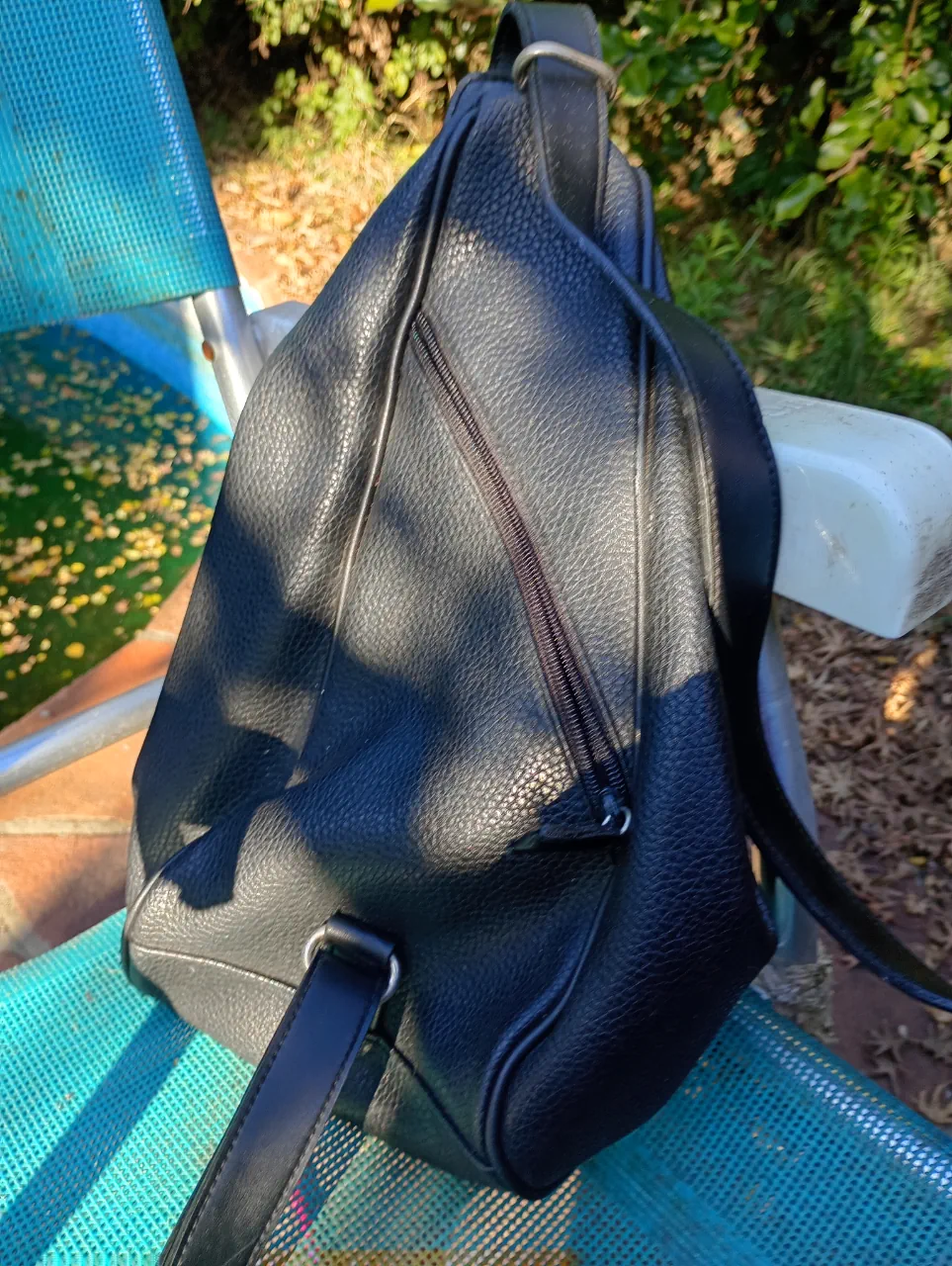 Mochila GUESS - imagen 1