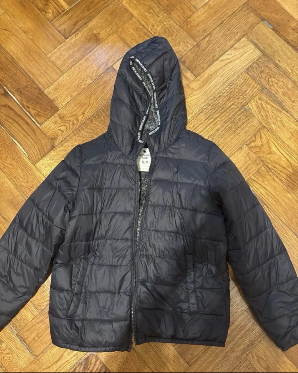 Abercrombie & Fitch · Talle 15 años / 170 cm