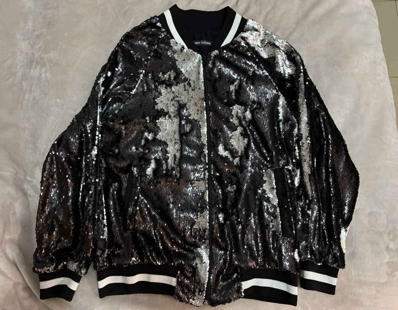 Campera Madness clothing · Talle 2