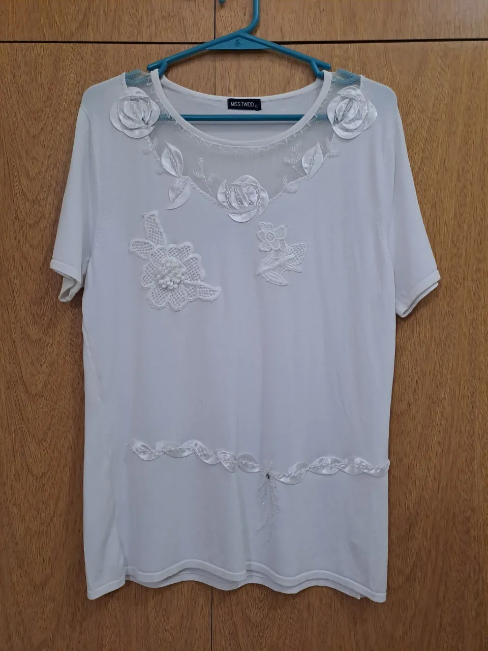 Remera Miss twidd · Talle L