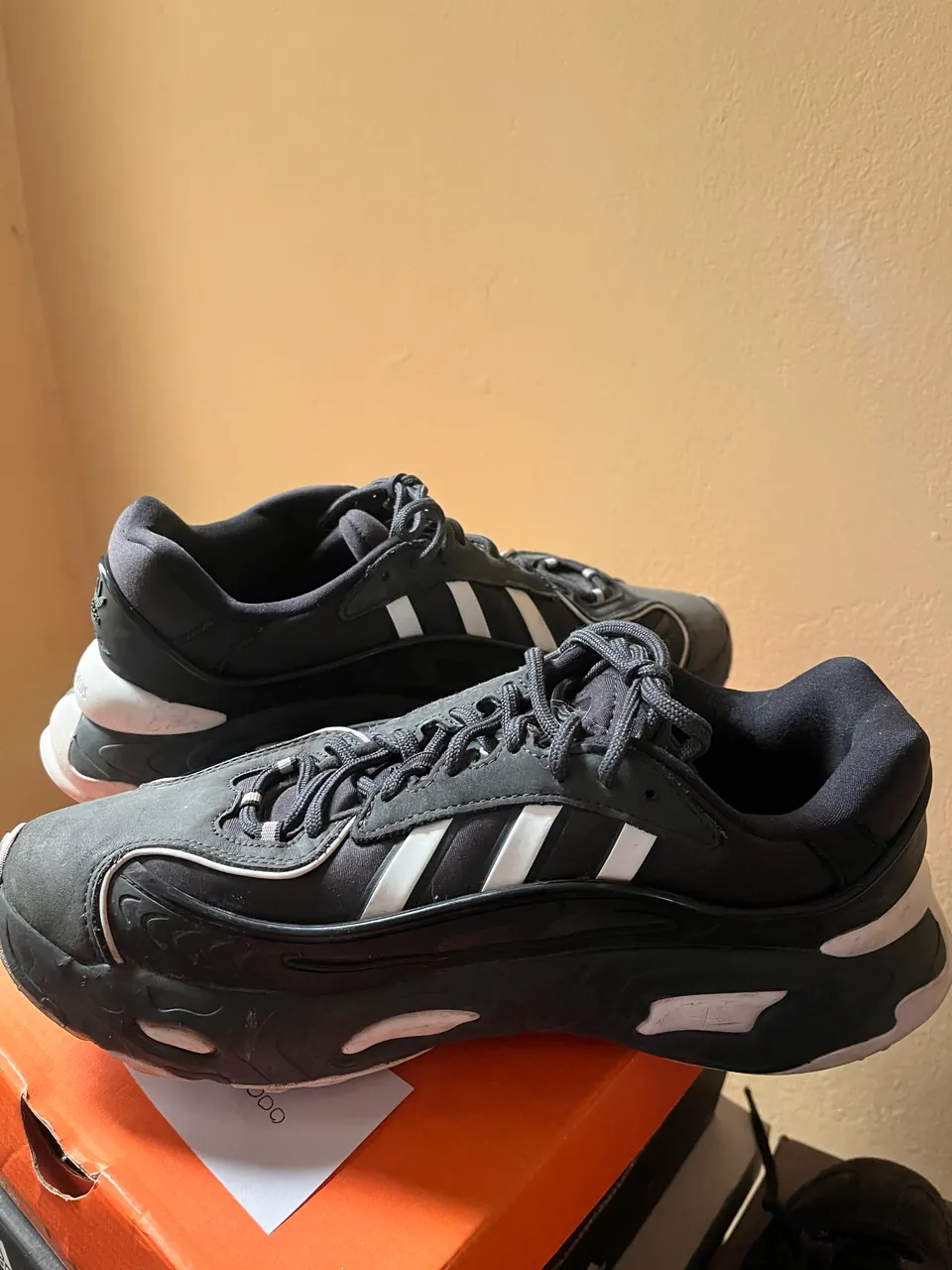 Zapatillas adidas - imagen 1