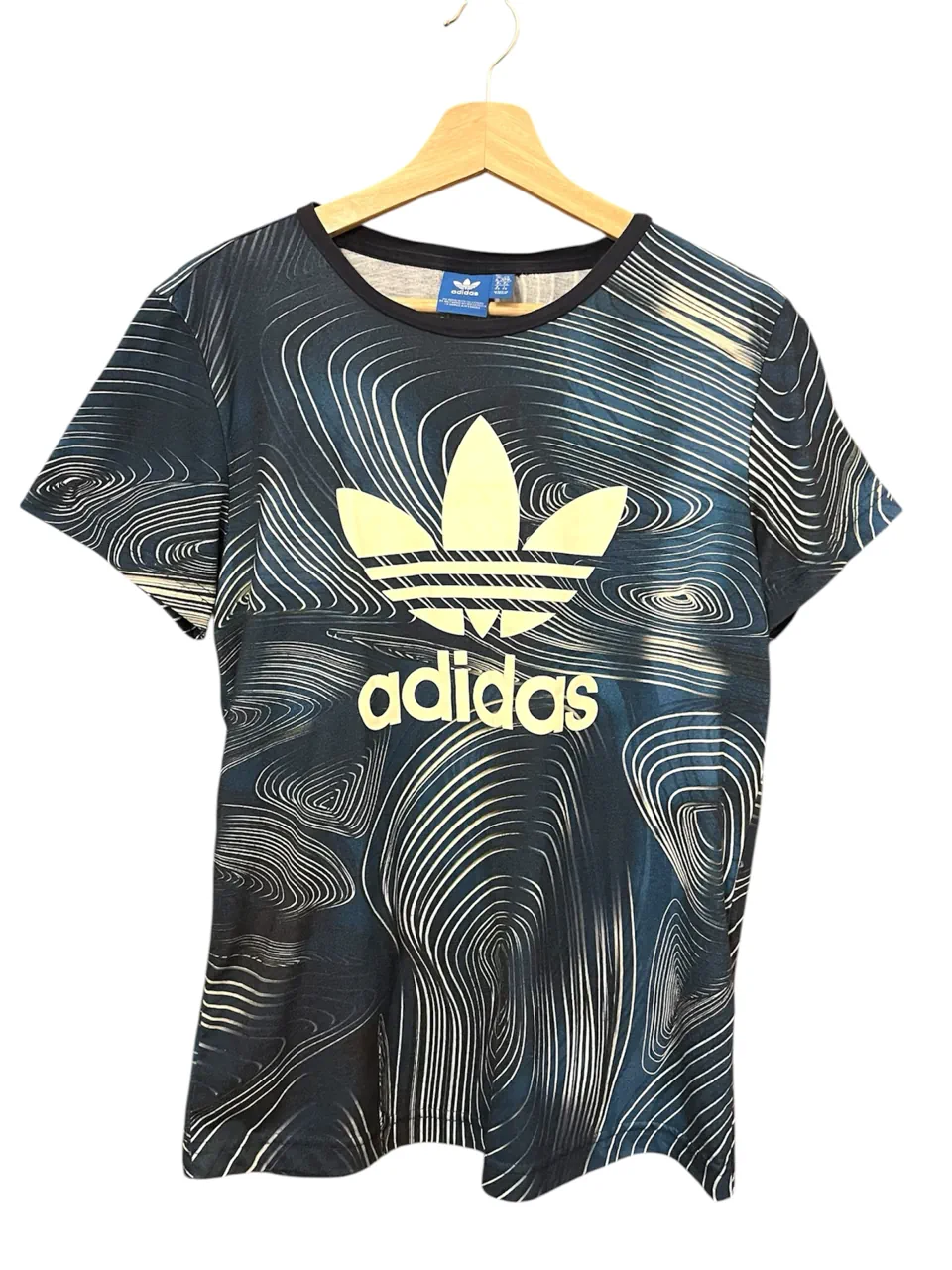 Remera adidas - imagen 1