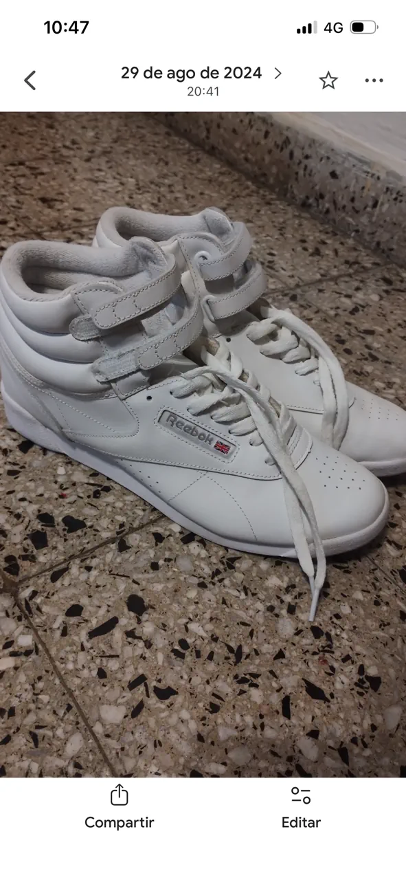 Reebok · Talle US 9.5