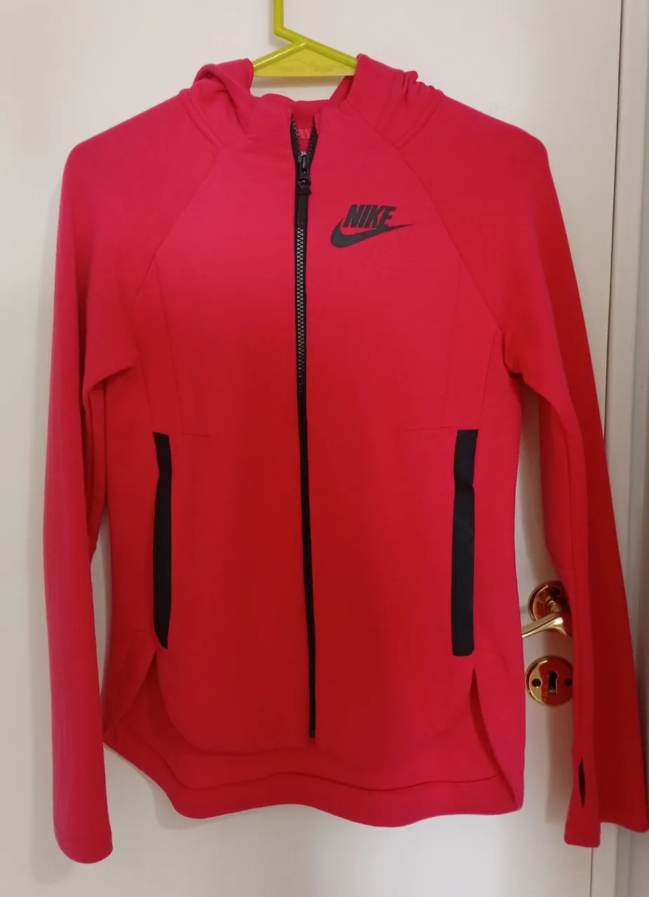 Nike · Talle L