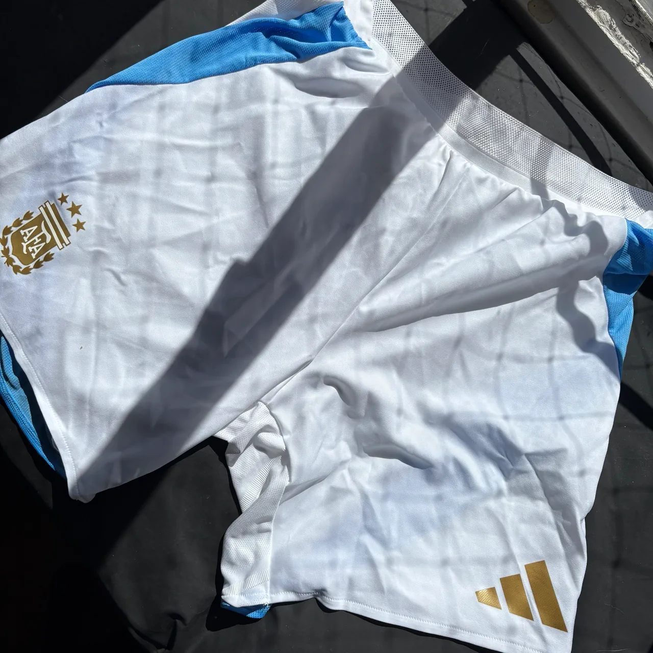 Short adidas - imagen 1