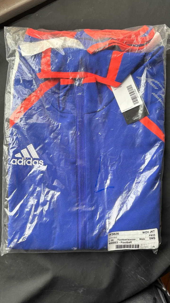 Buzo adidas - imagen 1