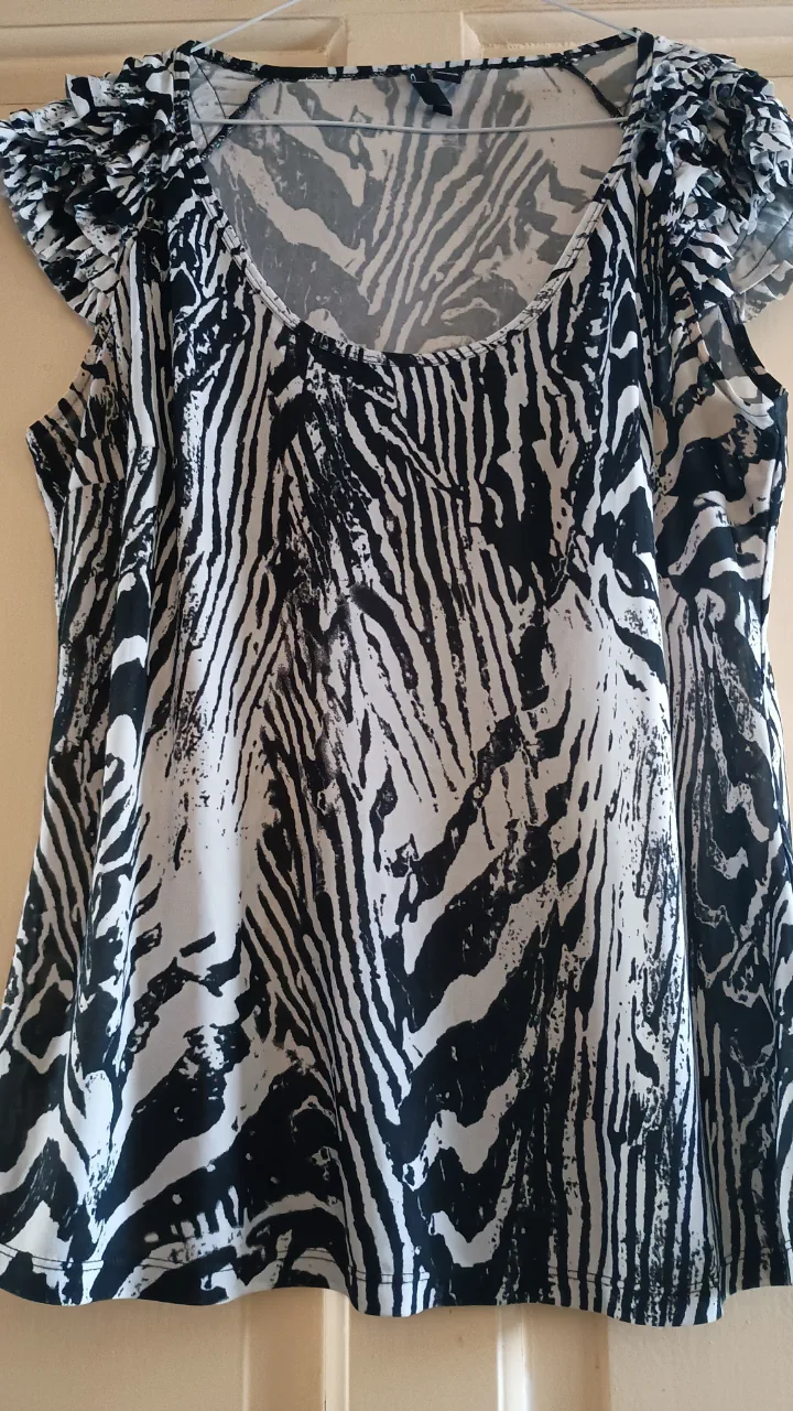 Remera Importada - imagen 1