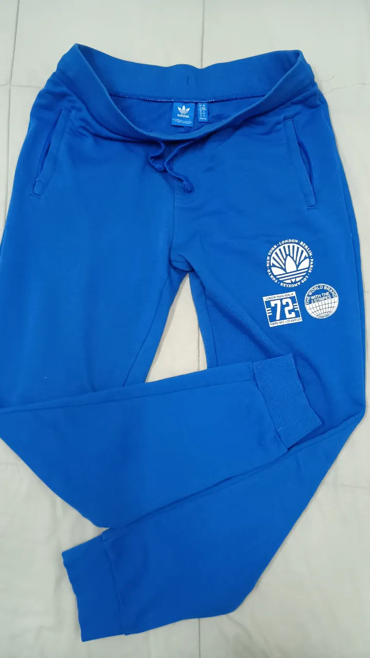 adidas · Talle L