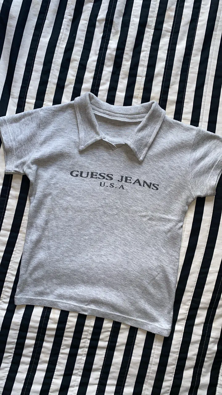 Remera GUESS - imagen 1