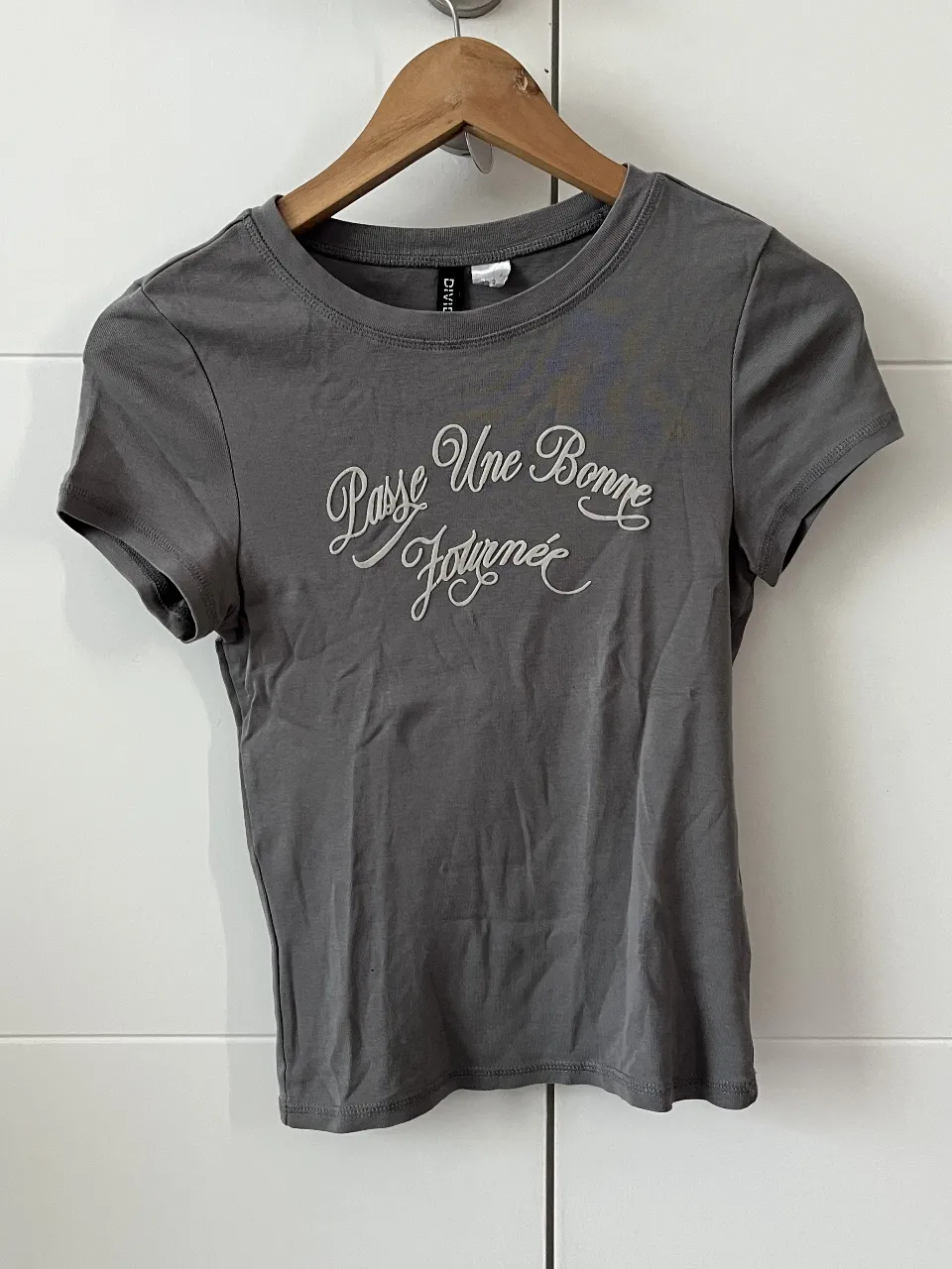 Remera H&M - imagen 1