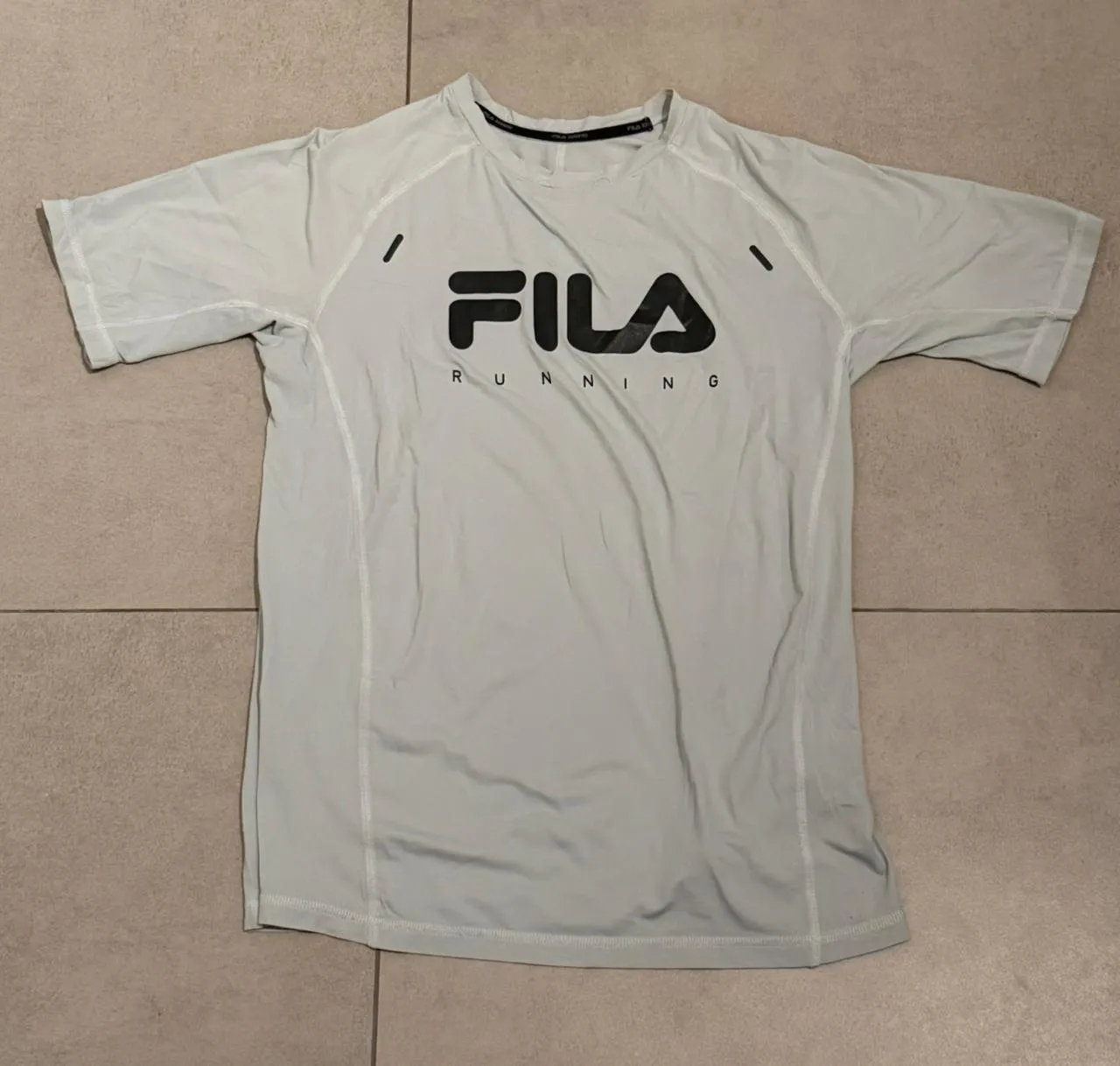 Remera Fila · Talle S