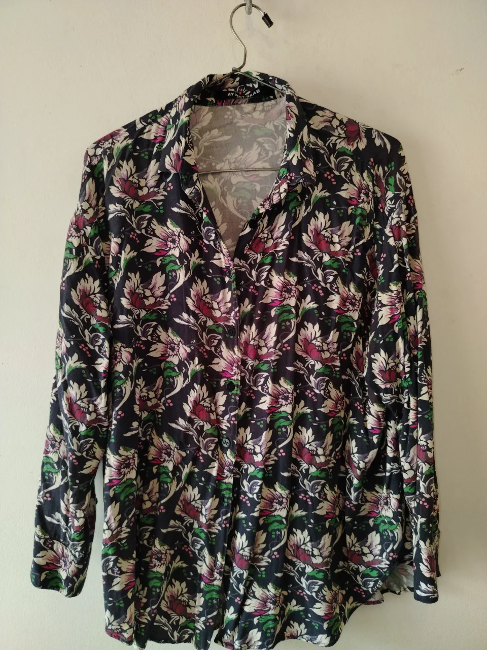 Camisa Ay Not Dead · Talle M