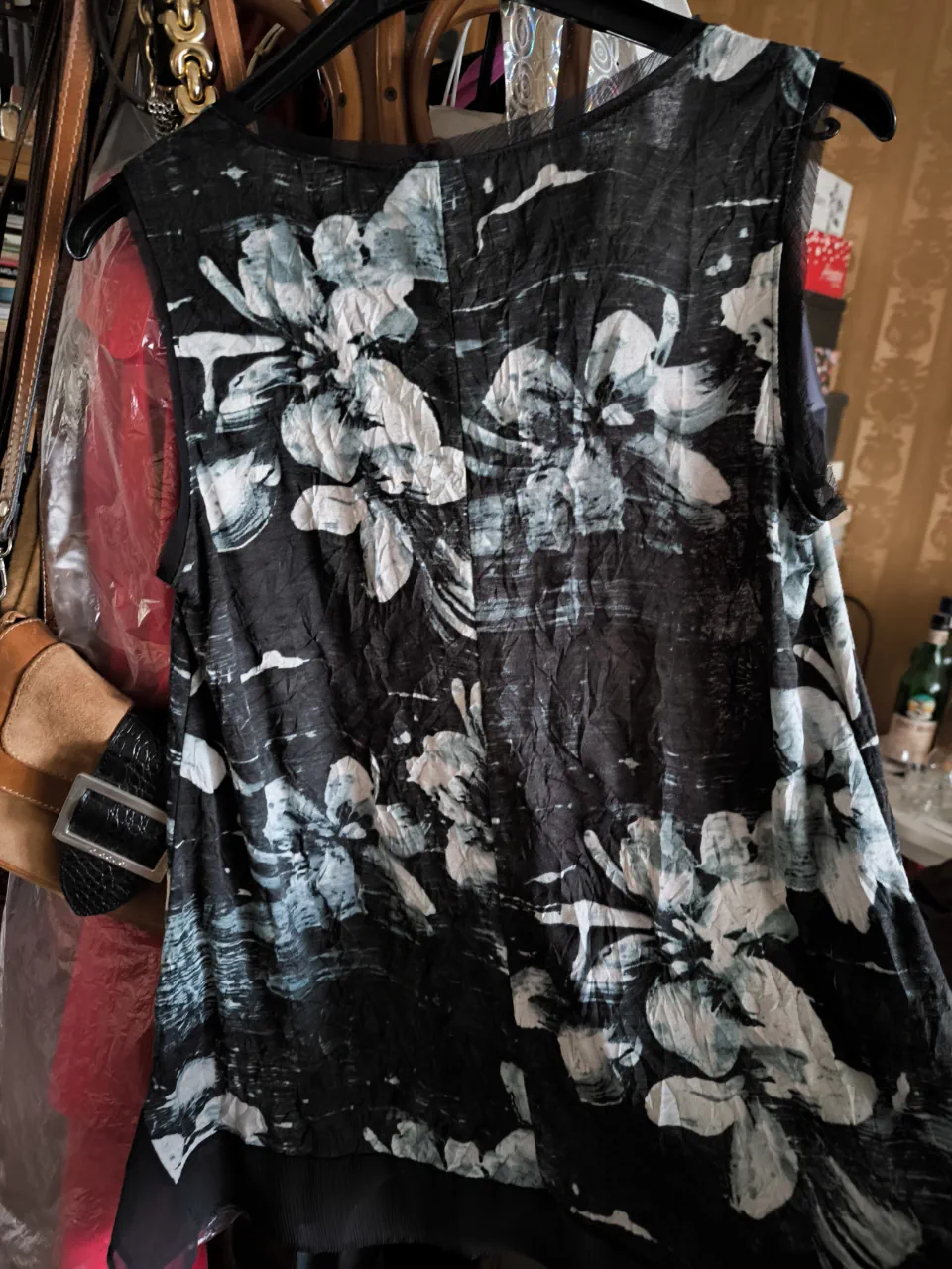 Remera Vera Wang · Talle L