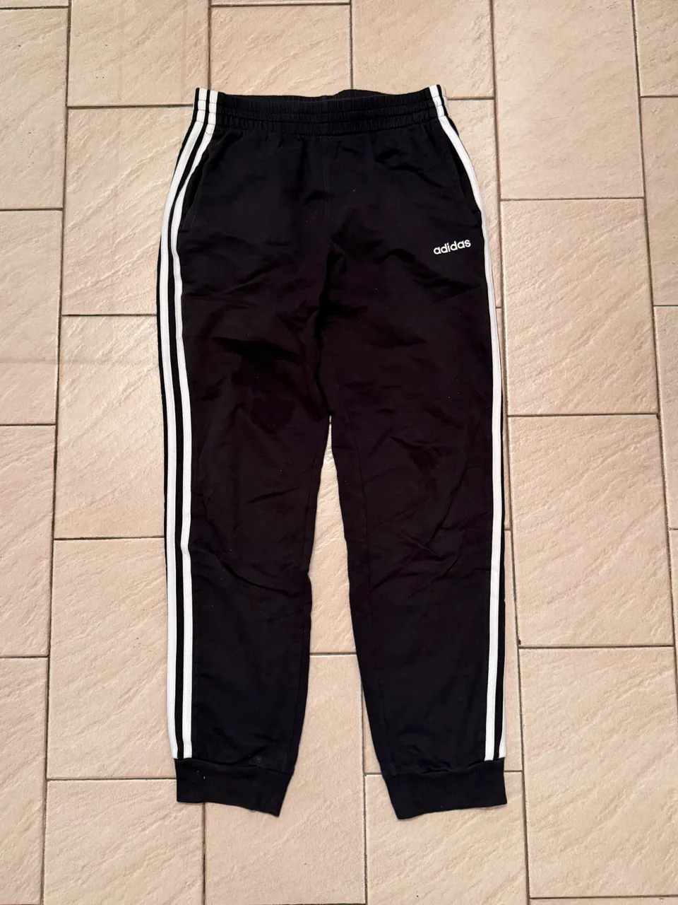 adidas · Talle S