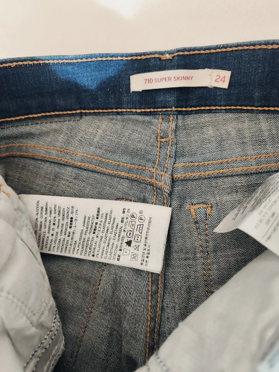 Jean Levi's - imagen 5