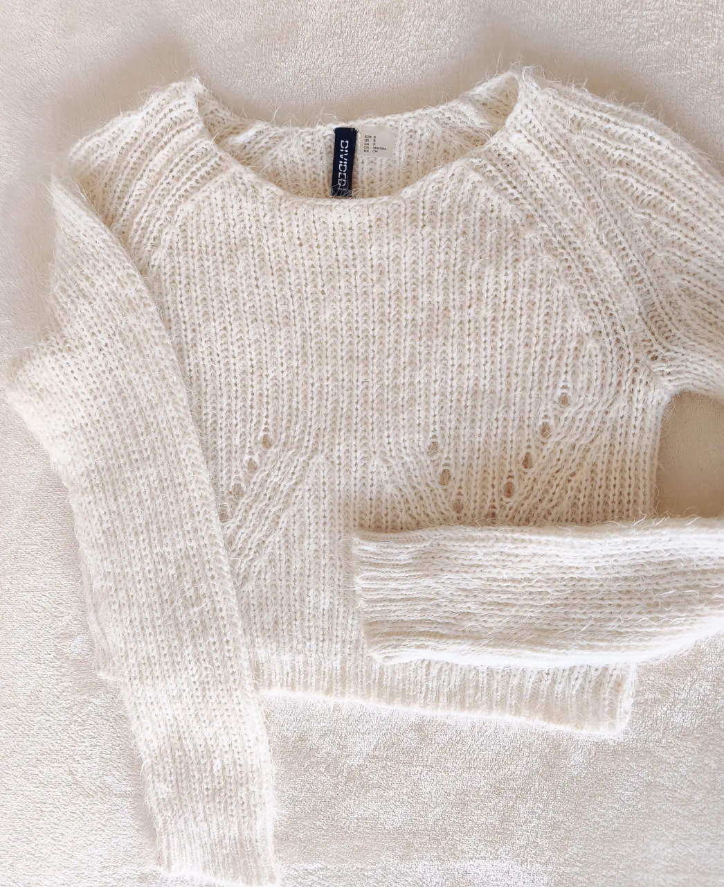 Sweater Divided - imagen 3