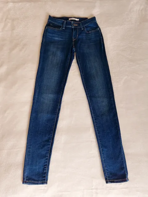 Levi's · Talle US 24